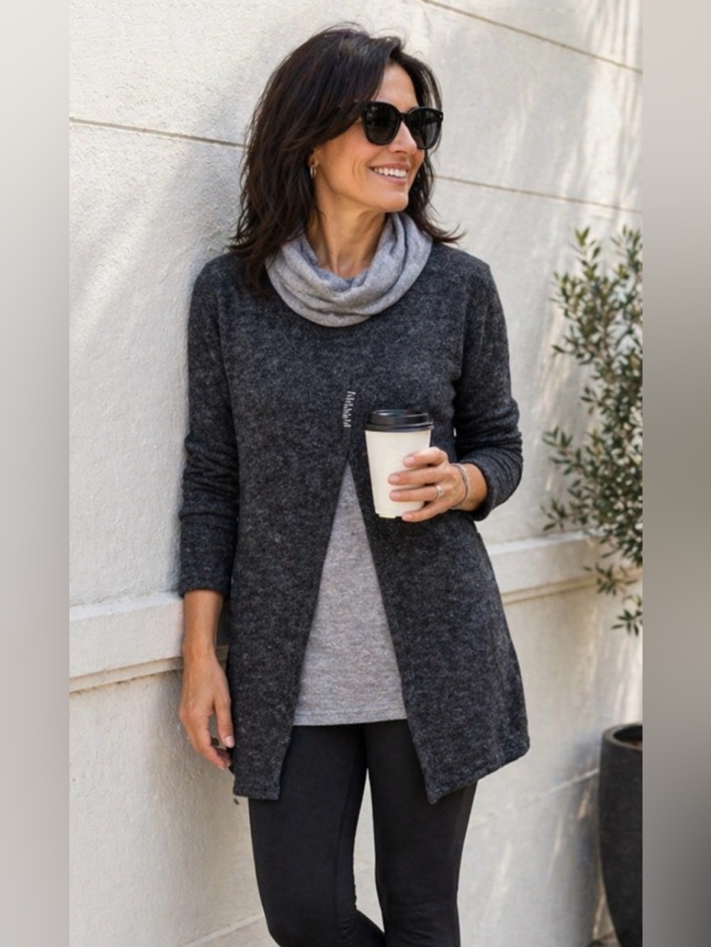 Yak N Yeti long sweater, dark gray and light gray. Turtleneck, women’s L.